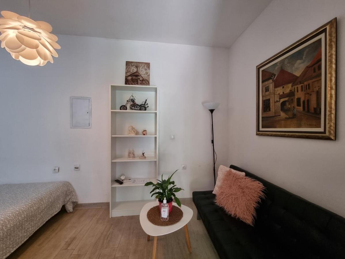 Apartments Lav Umag Exterior photo